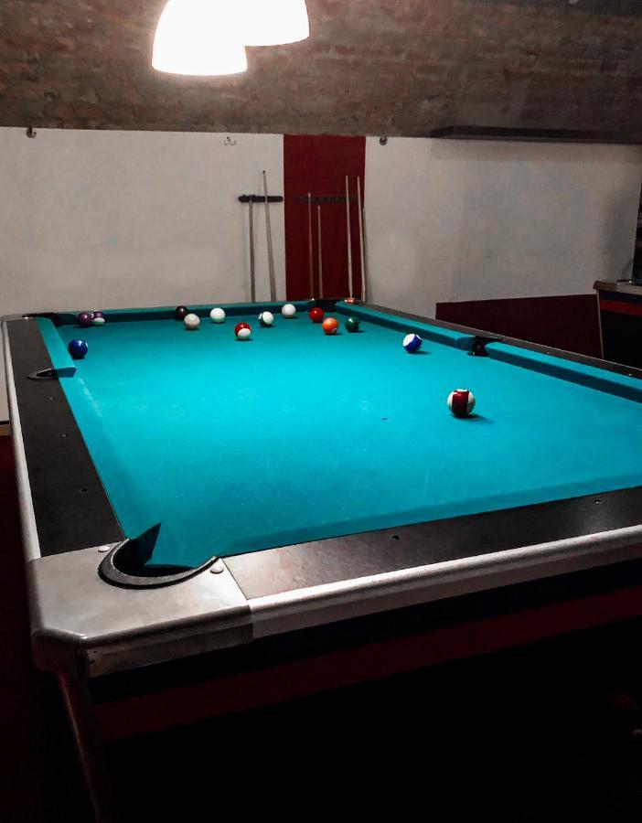 Whole Basement Former Pub For Stag Do, Bachelor House Party Flat Budapest Exterior foto