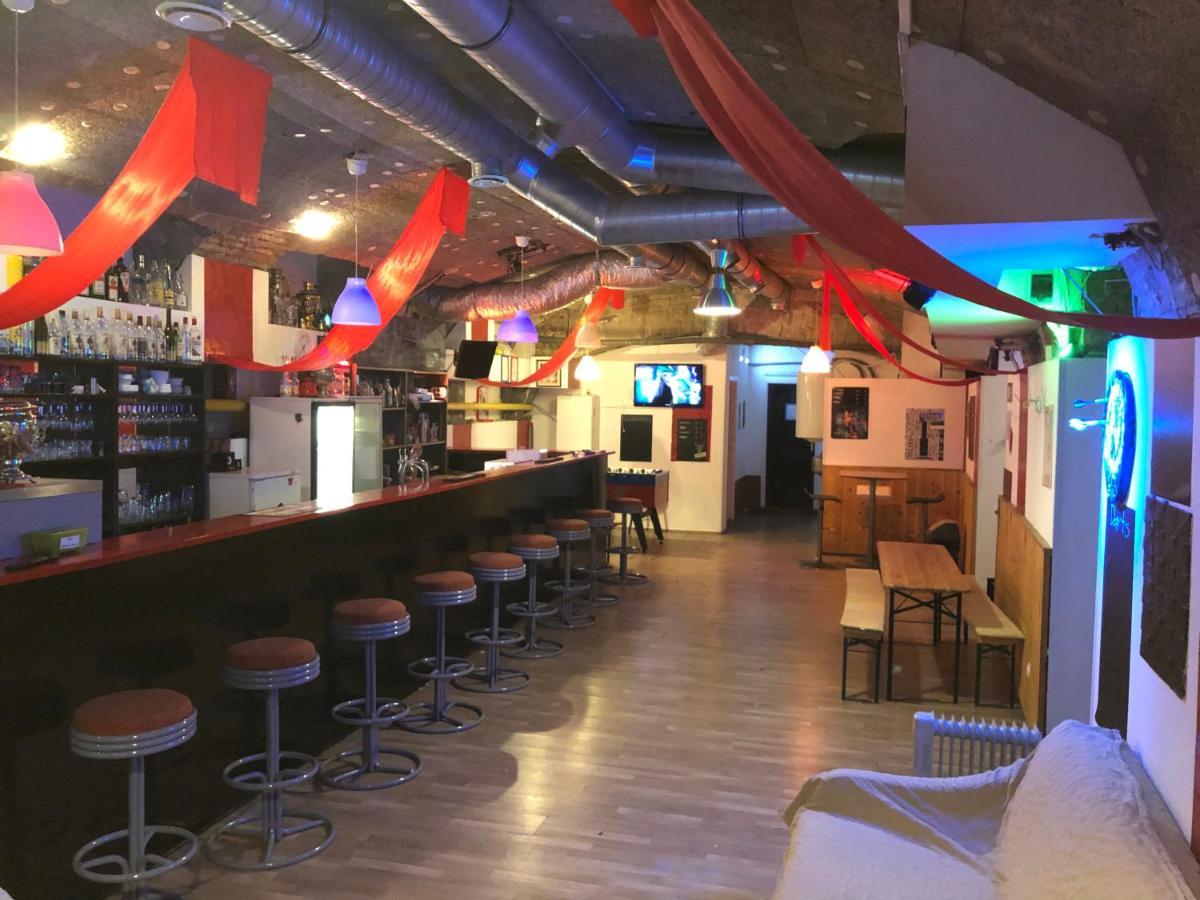 Whole Basement Former Pub For Stag Do, Bachelor House Party Flat Budapest Exterior foto
