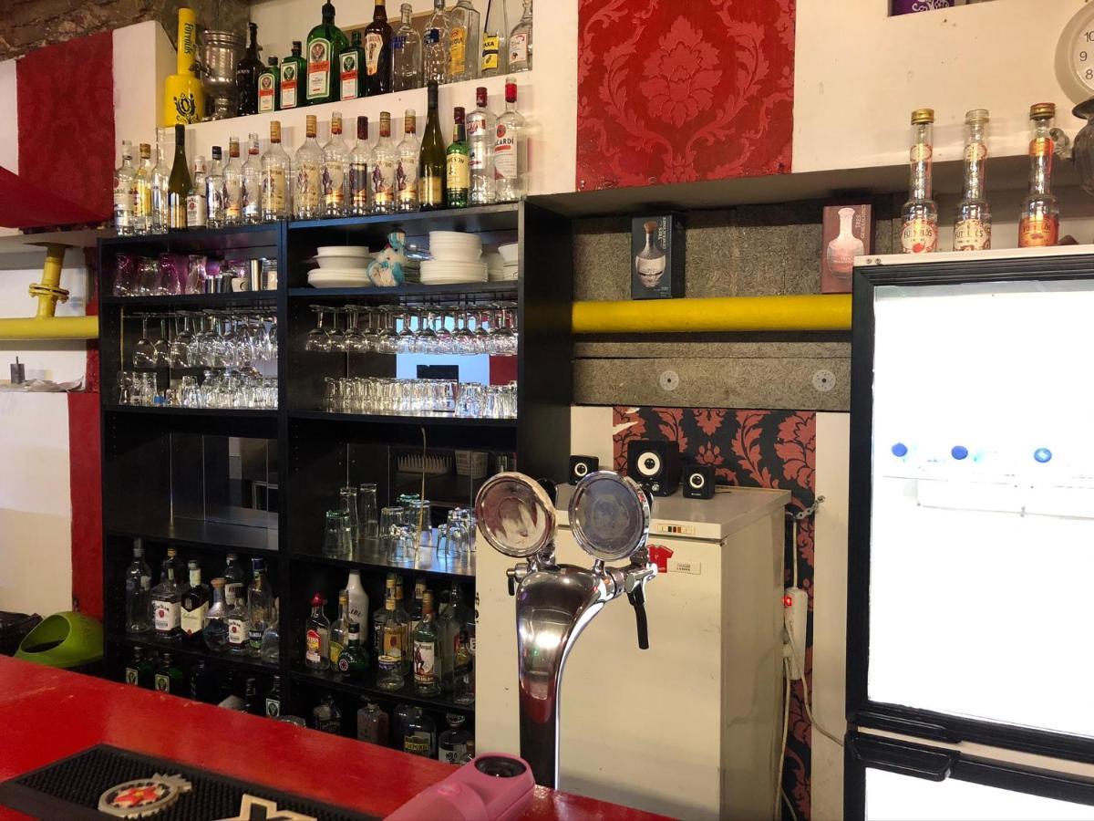 Whole Basement Former Pub For Stag Do, Bachelor House Party Flat Budapest Exterior foto