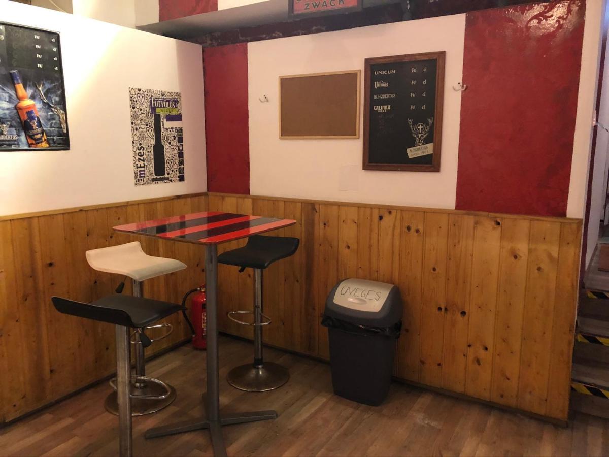 Whole Basement Former Pub For Stag Do, Bachelor House Party Flat Budapest Exterior foto